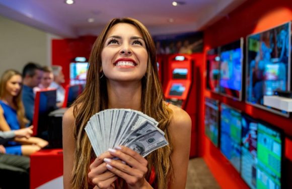 Pros and cons of gambling through sbobet Asia