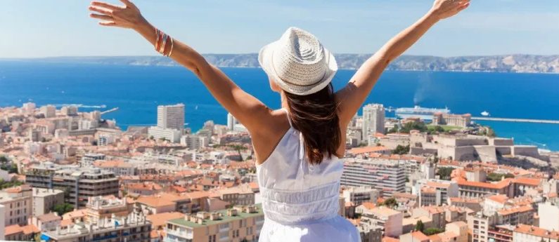 7 Fun Ways for Solo Teen Travelers to Enjoy a Safe Tour