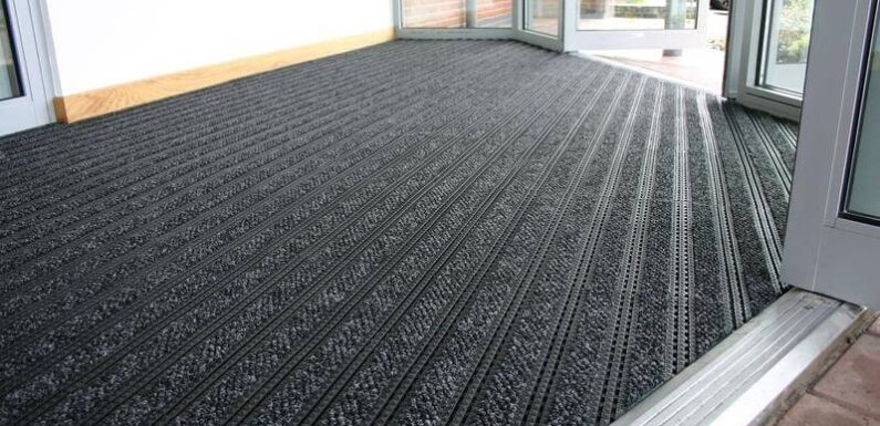 What Are The Benefits To Use Commercial Mats
