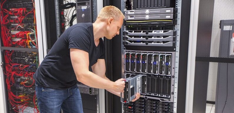 Exploring the Differences Between Blade, Rack, and Tower Servers