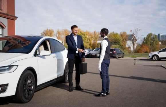 How to Spot Red Flags When Leasing a Mercedes Car in Singapore